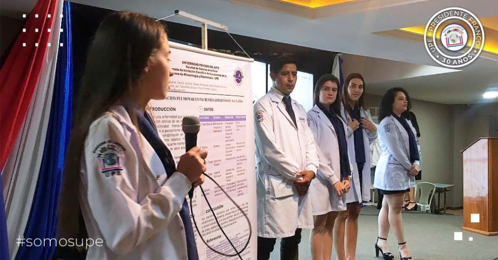 Presentación de trabajo final de grado de alumnos del 2do año de Kinesiología y Fisioterapia - UPE